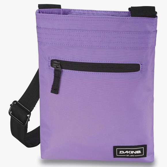 NWT Dakine Jive Violet Crossbody Bag - Picture 1 of 3